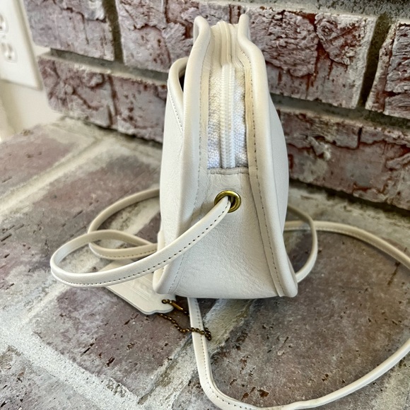 Coach Vintage Bag 9935 - Picture 4 of 9